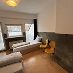 M M Central Apartments Gruppen, Handwerker Und Monteure Budget Berlin