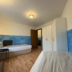 M M Central Apartments Gruppen, Handwerker Und Monteure Budget * Berlin