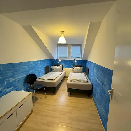 M M Gruppen, Handwerker Und Monteure Budget Appartement Berlijn