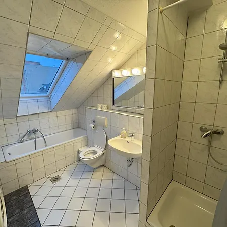 M M Central Apartments Gruppen, Handwerker Und Monteure Budget * Berlin
