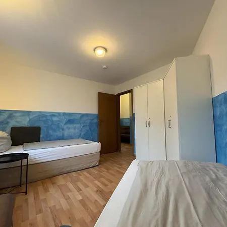 M M Central Apartments Gruppen, Handwerker Und Monteure Budget * Berlin